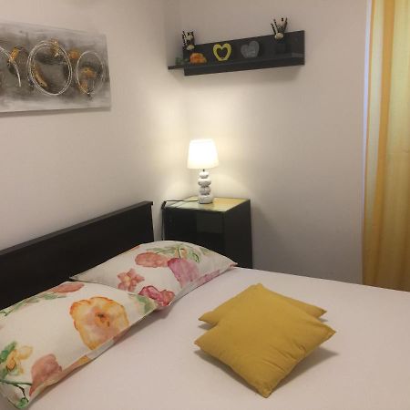 Apartman U Srcu Grada - Ilicev Prolaz สปลิท ภายนอก รูปภาพ