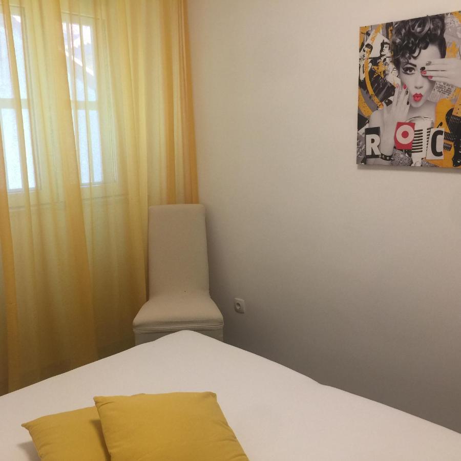 Apartman U Srcu Grada - Ilicev Prolaz สปลิท ภายนอก รูปภาพ