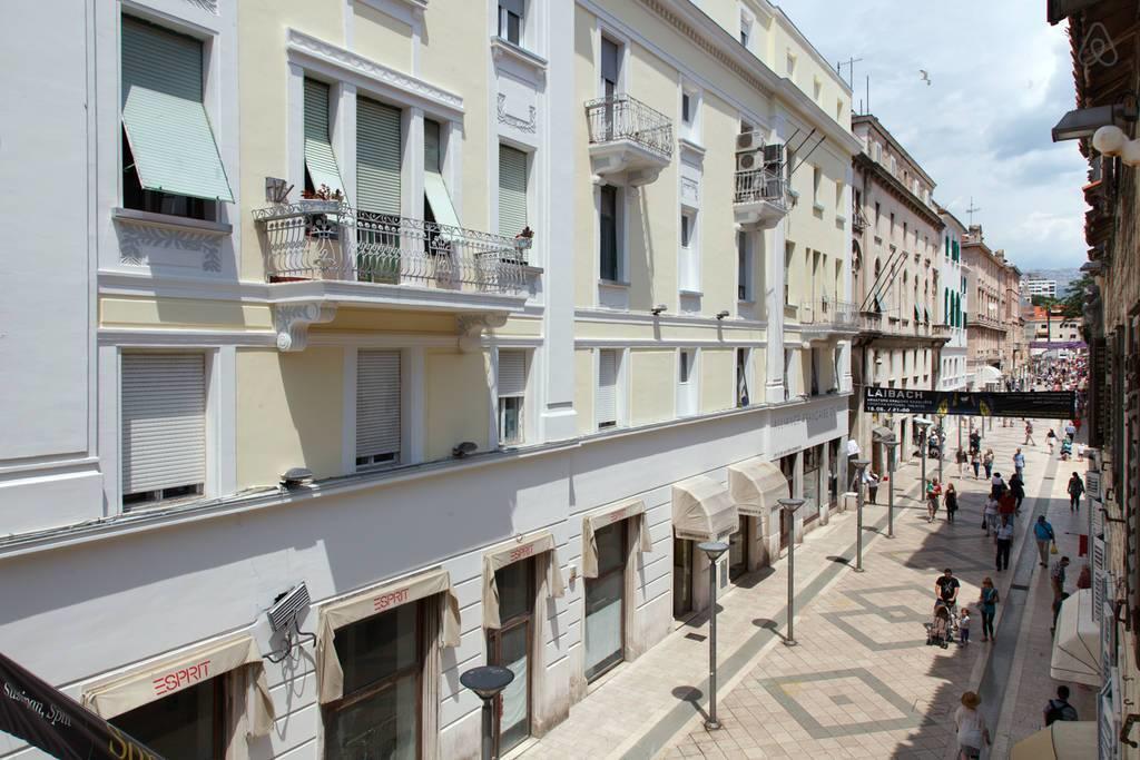 Apartman U Srcu Grada - Ilicev Prolaz สปลิท ภายนอก รูปภาพ